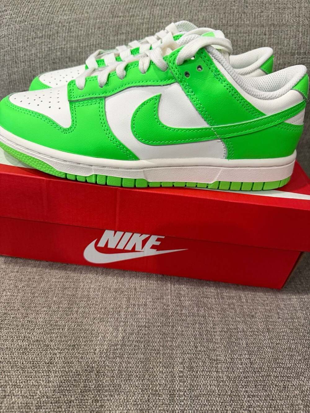 Nike Dunk Low Sail Green Strike Women's Size 7 - Picture 3 of 6